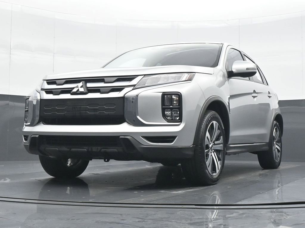 Used 2024 Mitsubishi Outlander Sport SE image 16