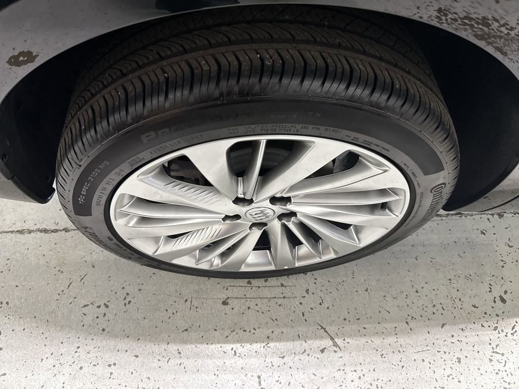 Certified 2024 Buick Envision Avenir image 40