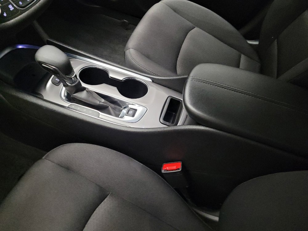 Used 2025 Chevrolet Malibu LT FWD image 26