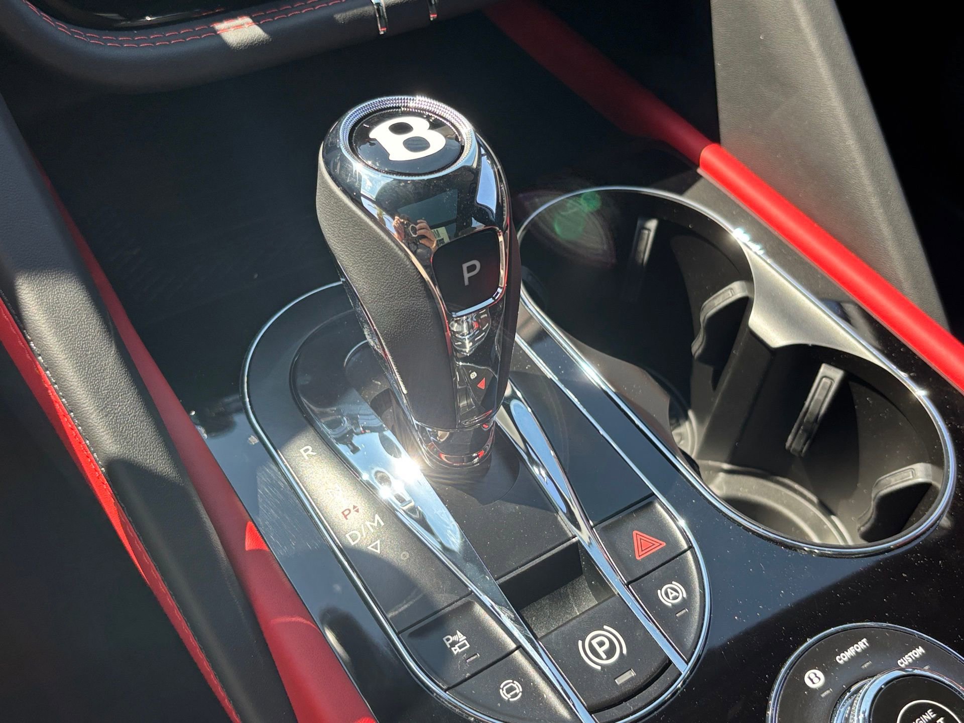 New 2025 Bentley Bentayga image 42