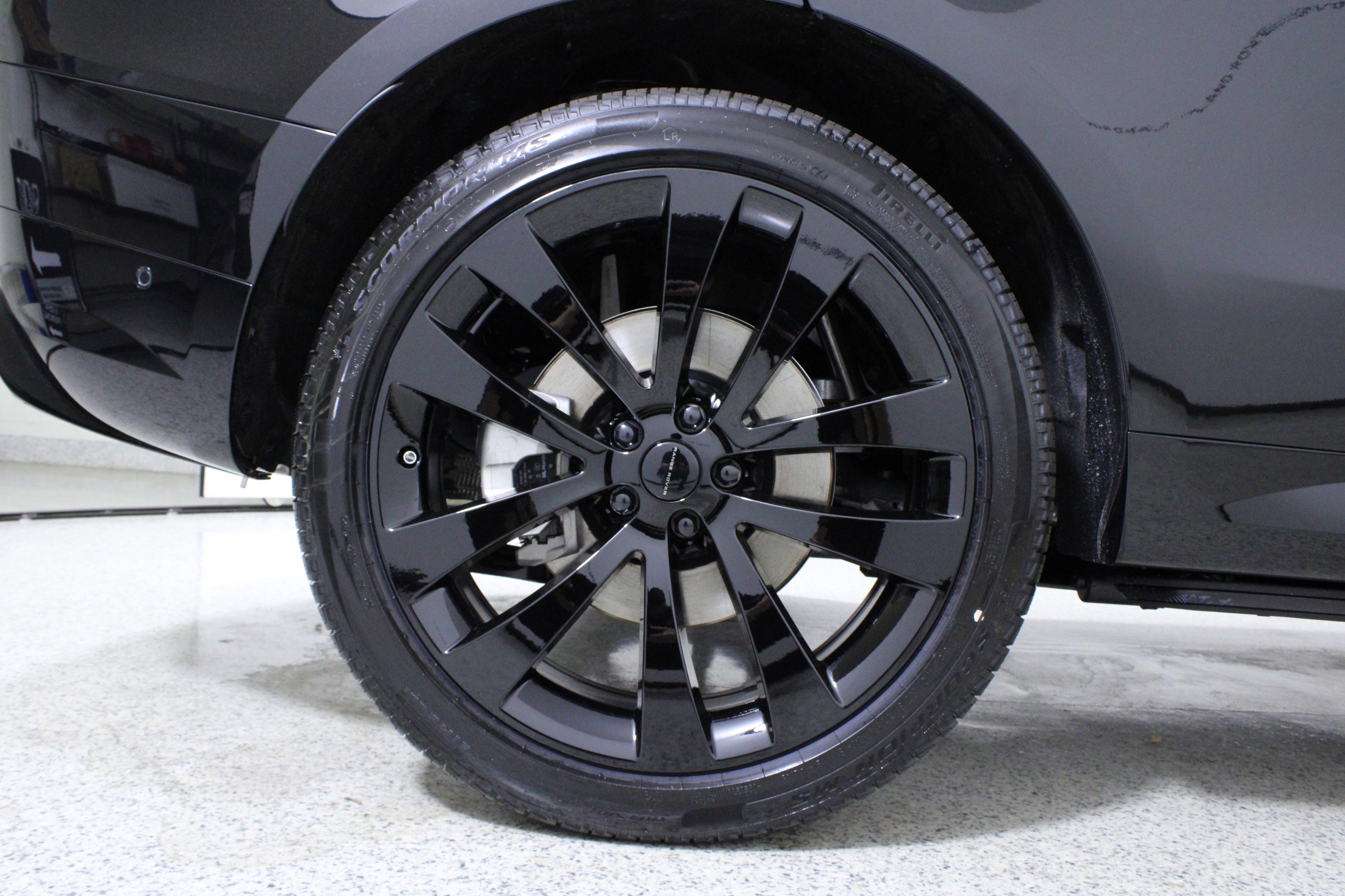 New 2026 Land Rover Range Rover Sport Dynamic SE AWD/4WD image 8