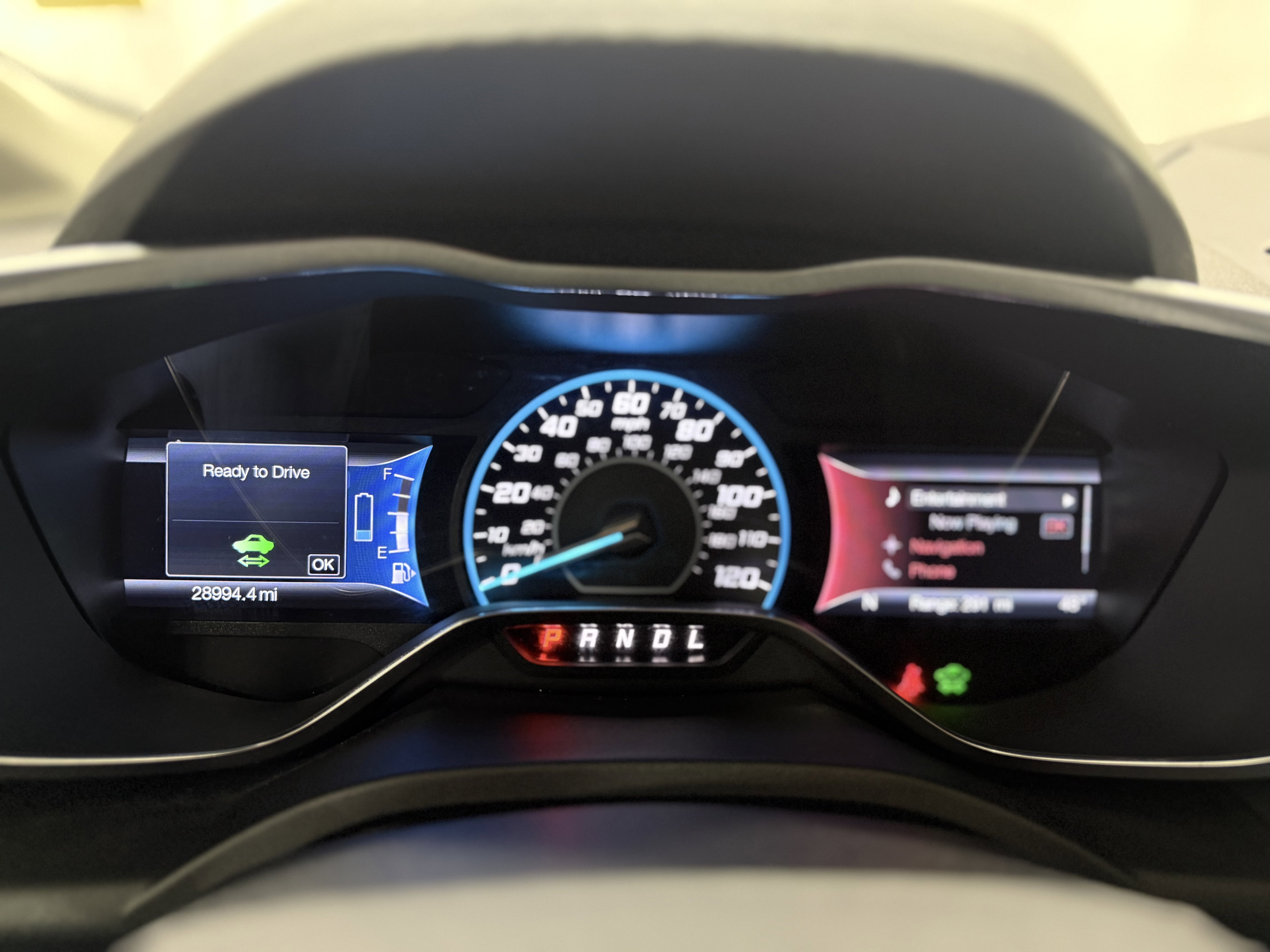 Used 2017 Ford C-MAX Energi Titanium image 16