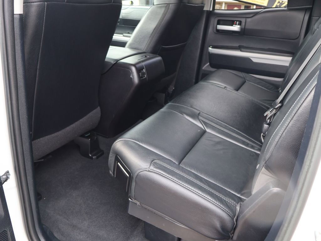 Used 2015 Toyota Tundra Limited w/ Limited Premium Package image 28