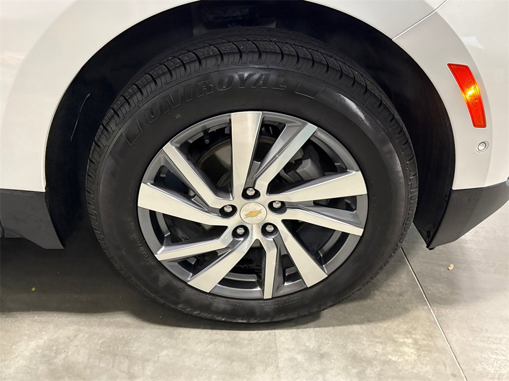 Used 2022 Chevrolet Equinox Premier image 17