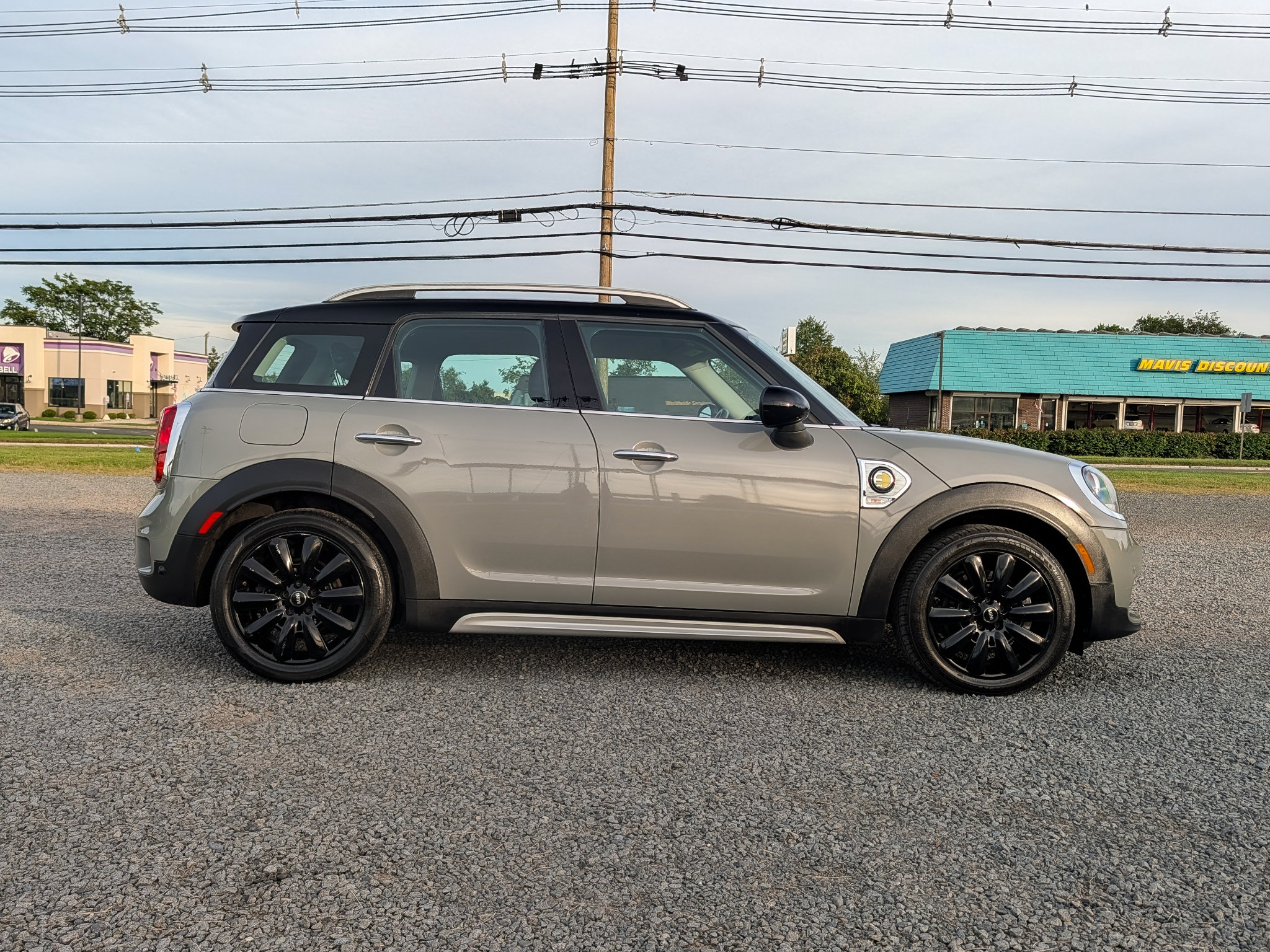 Used 2019 MINI Cooper Countryman SE AWD/4WD image 4