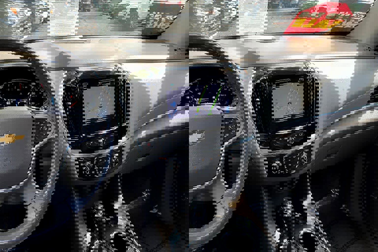 Used 2019 Chevrolet Traverse Premier w/ Driver Confidence II Package image 7