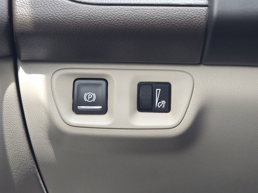 Used 2019 GMC Acadia Denali w/ Technology Package FWD image 22