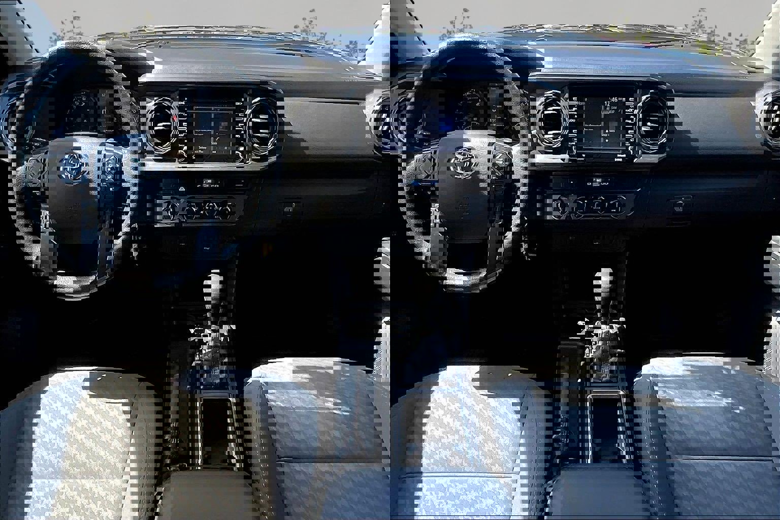 Used 2021 Toyota Tacoma SR image 16