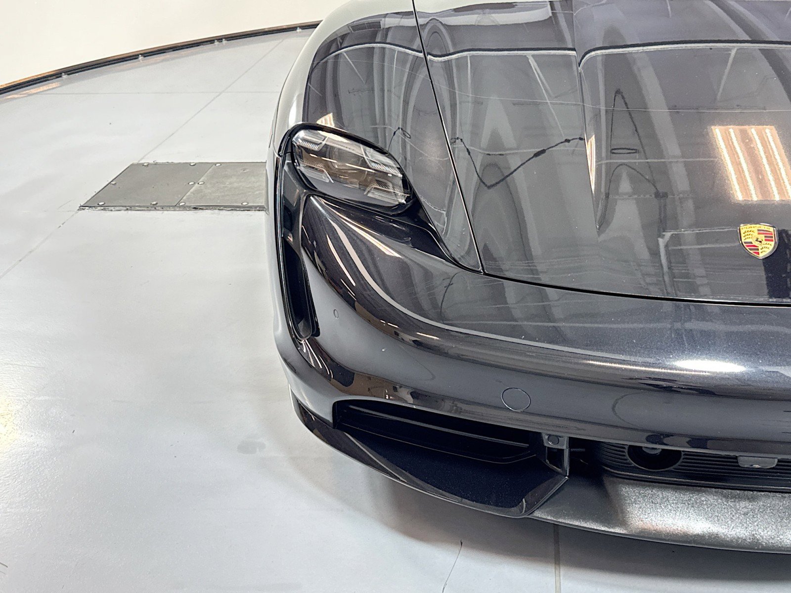 Certified 2020 Porsche Taycan Turbo w/ Sport Chrono Package image 27