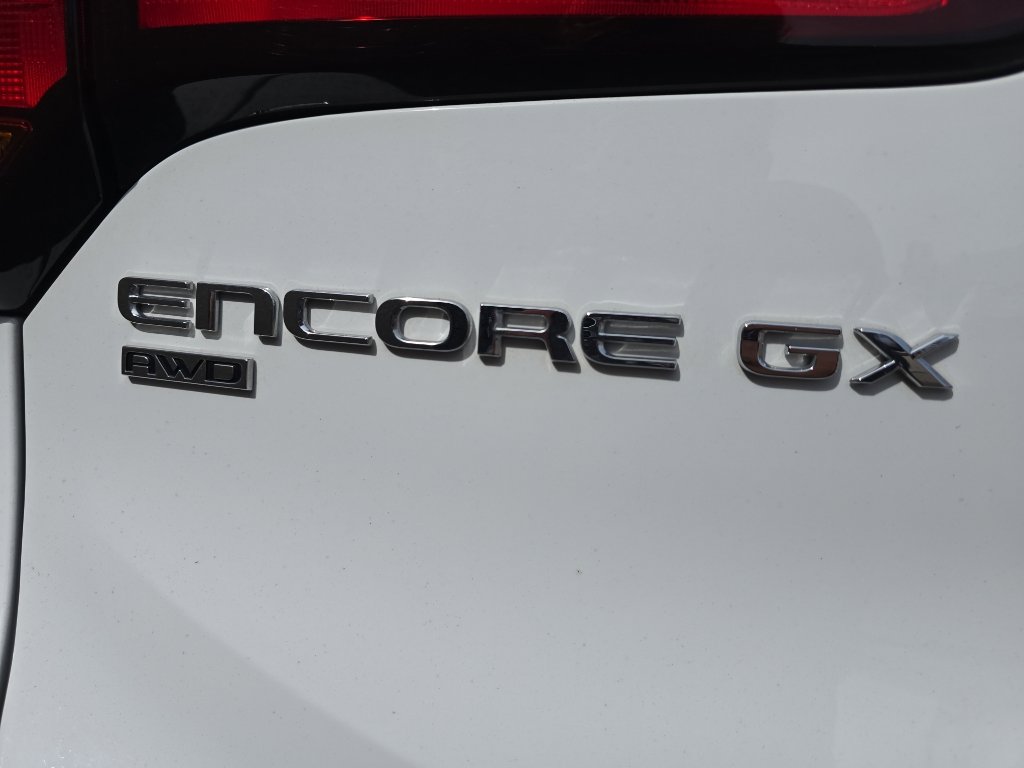 Used 2025 Buick Encore GX Preferred image 11