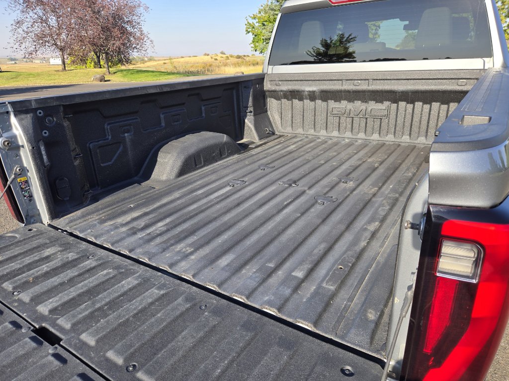 Used 2024 GMC Sierra 3500 SLT image 8