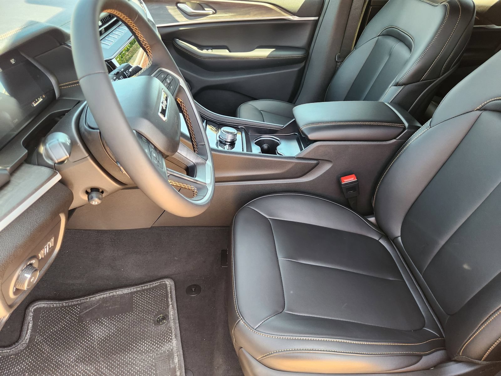 New 2026 Jeep Grand Cherokee Limited AWD/4WD image 13