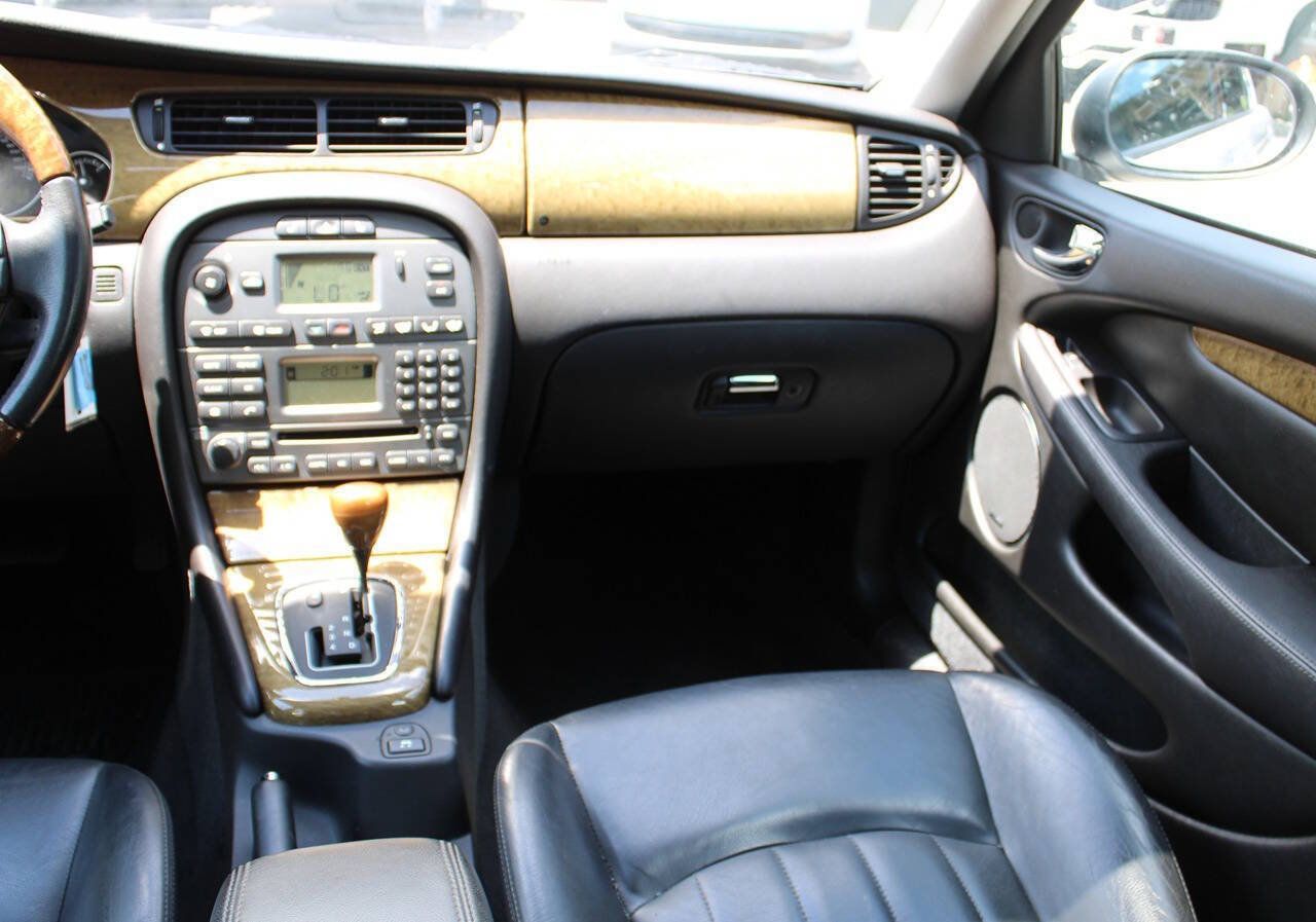 Used 2004 Jaguar X-TYPE 3.0 AWD/4WD image 17