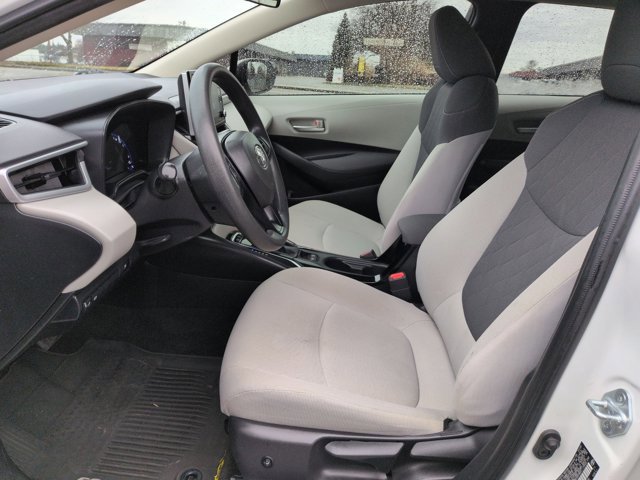 Used 2021 Toyota Corolla LE image 15