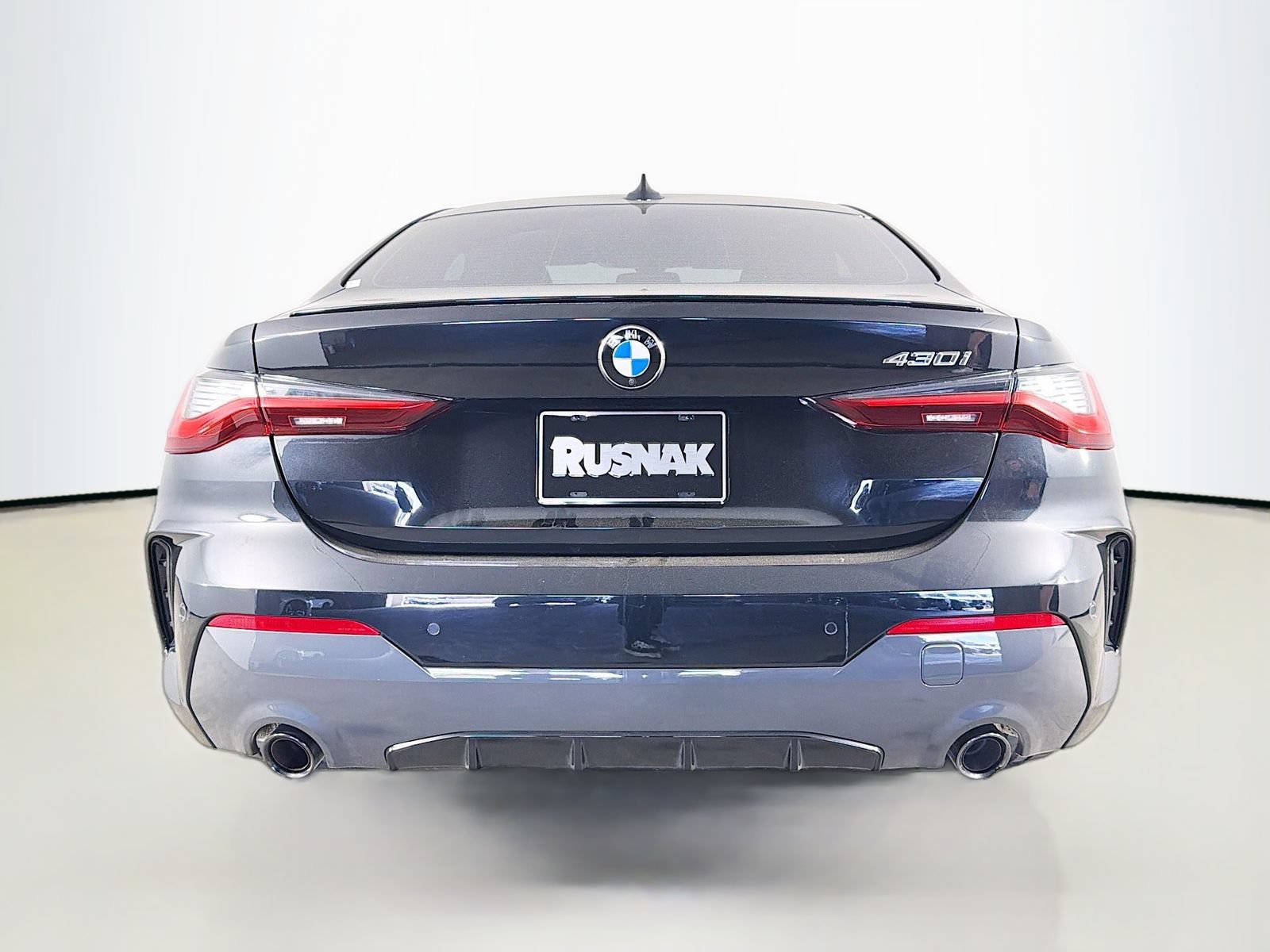 Certified 2023 BMW 430i Coupe w/ M Sport Package RWD image 6