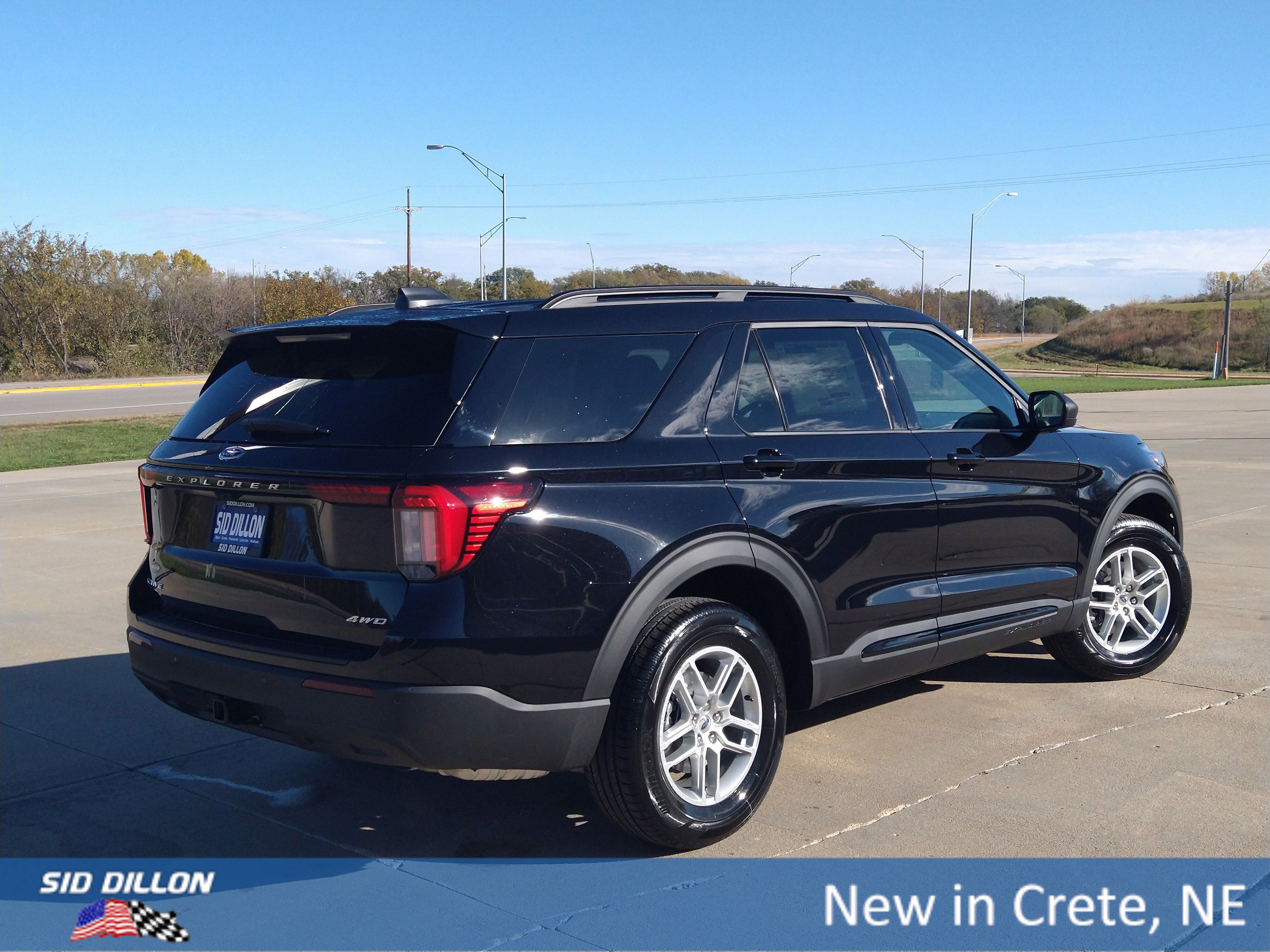 New 2026 Ford Explorer Active image 14