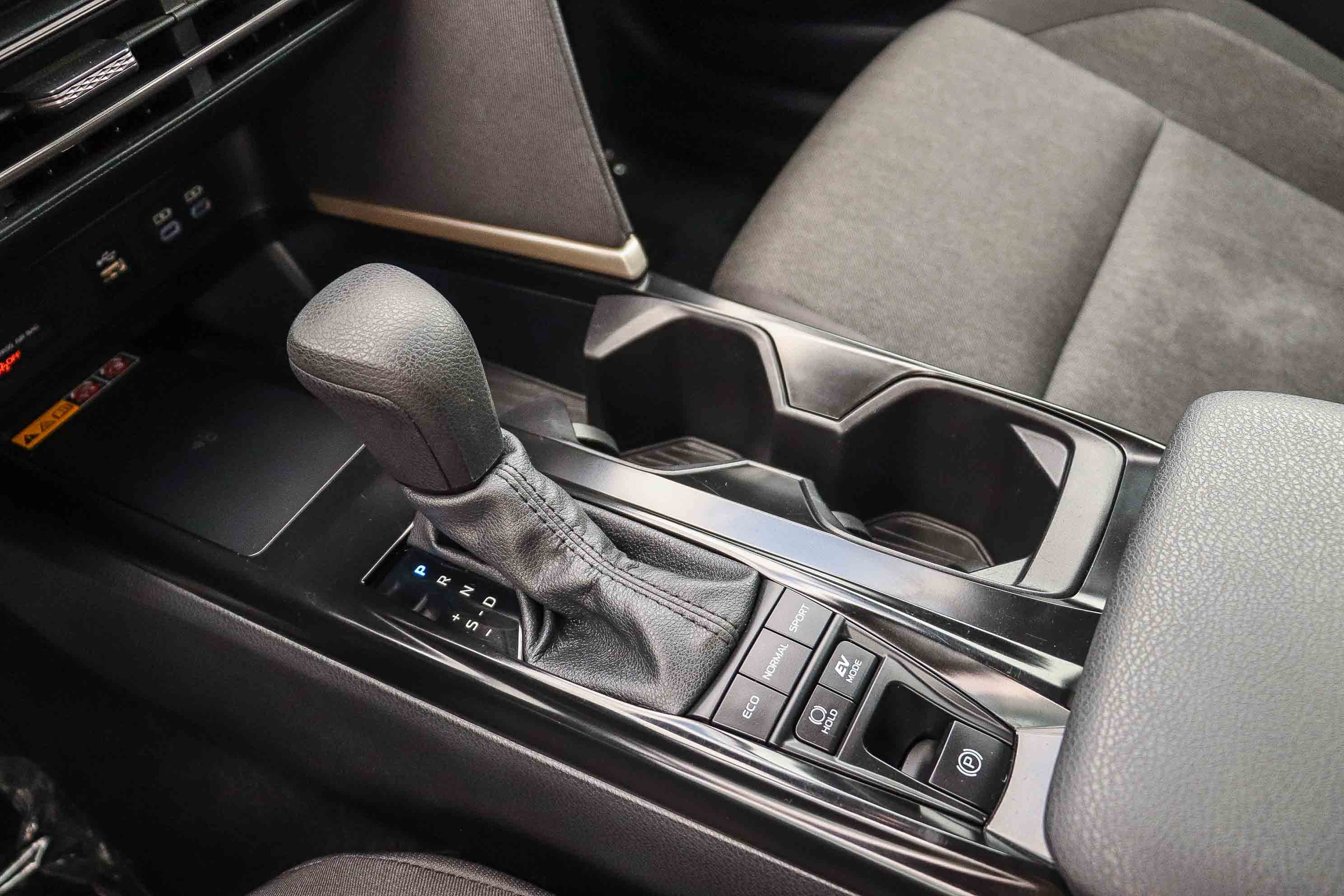 Certified 2025 Toyota Camry SE AWD/4WD image 22