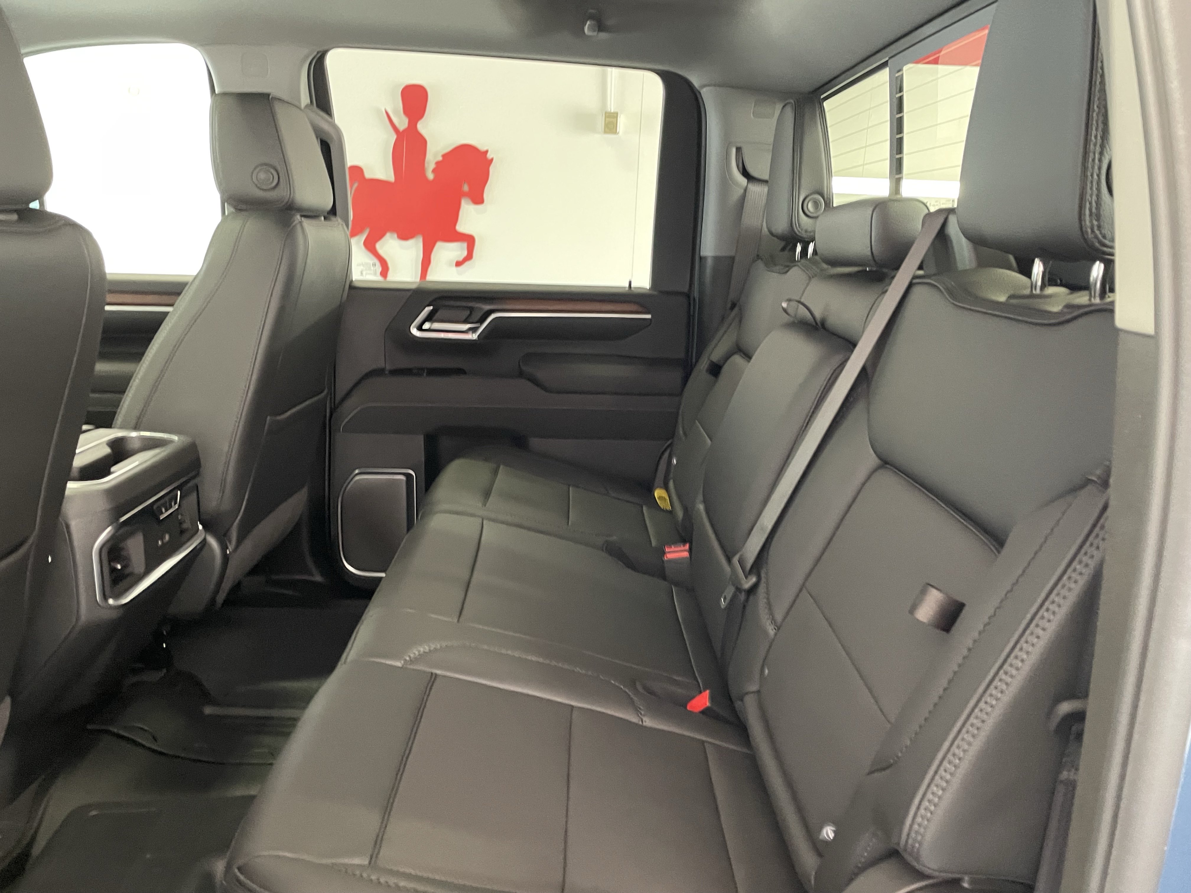 New 2026 GMC Sierra 2500 Denali w/ Denali Reserve Package AWD/4WD image 8