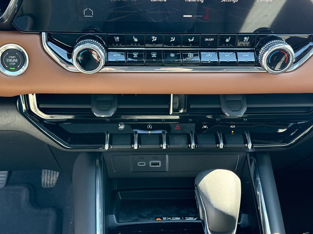 New 2026 GMC Canyon AT4 w/ Technology Plus Package AWD/4WD image 26