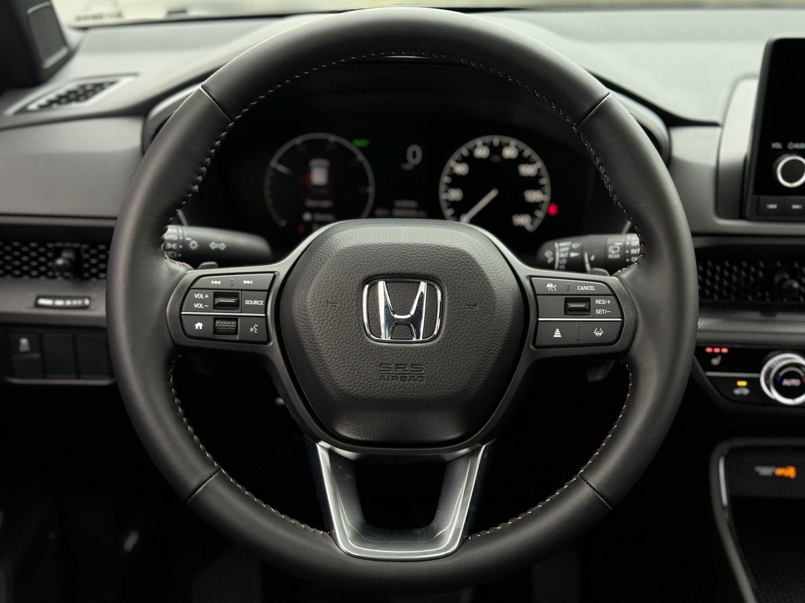 Used 2025 Honda CR-V Sport image 30