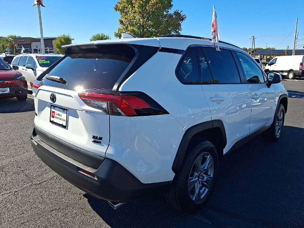 Certified 2022 Toyota RAV4 XLE AWD/4WD image 6
