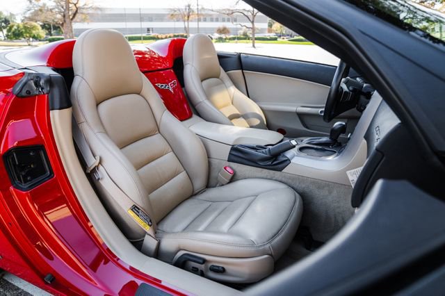 Used 2006 Chevrolet Corvette Convertible w/ Preferred Equipment Group image 75