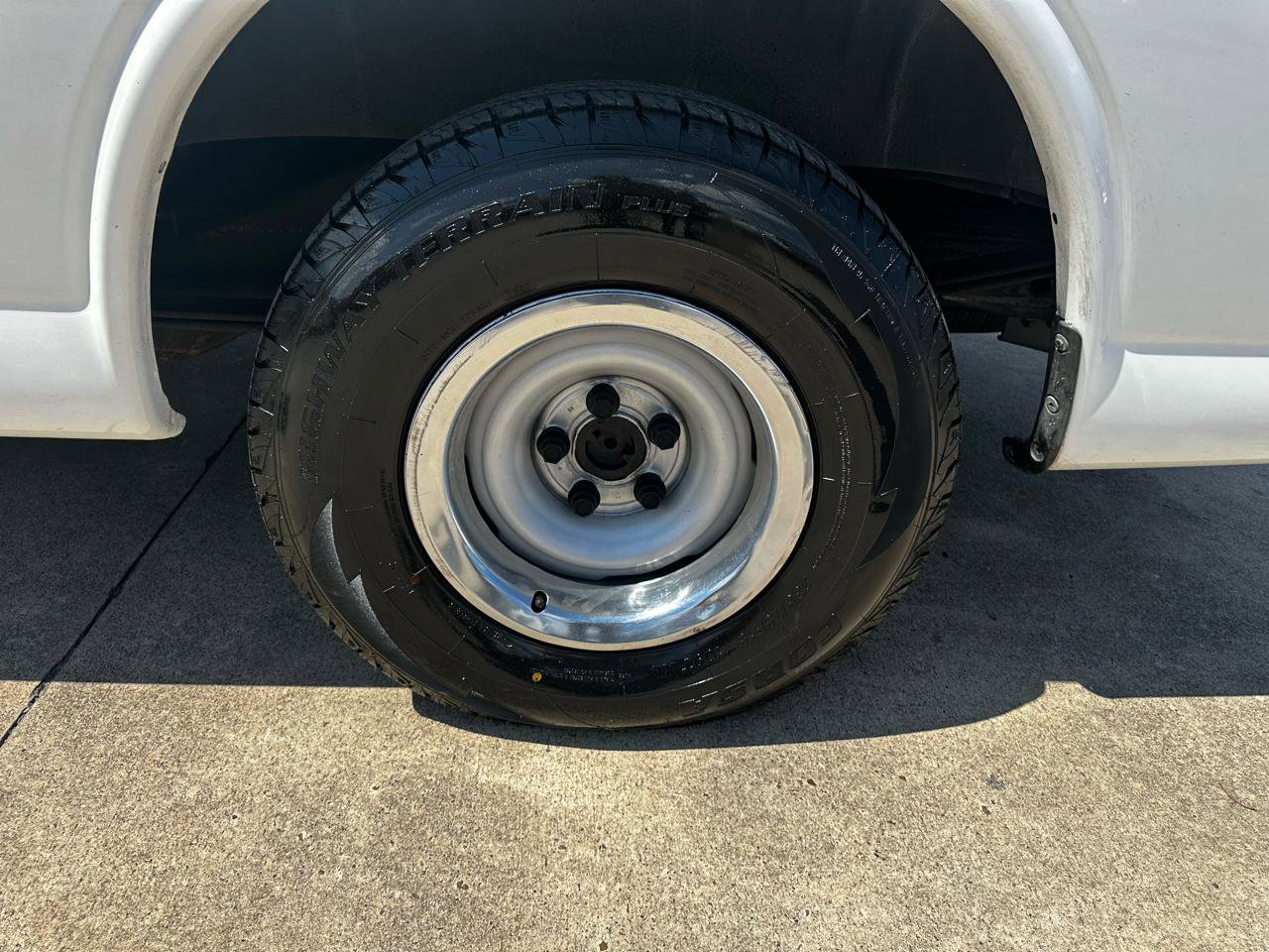 Used 2001 Chevrolet Express 1500 RWD image 44