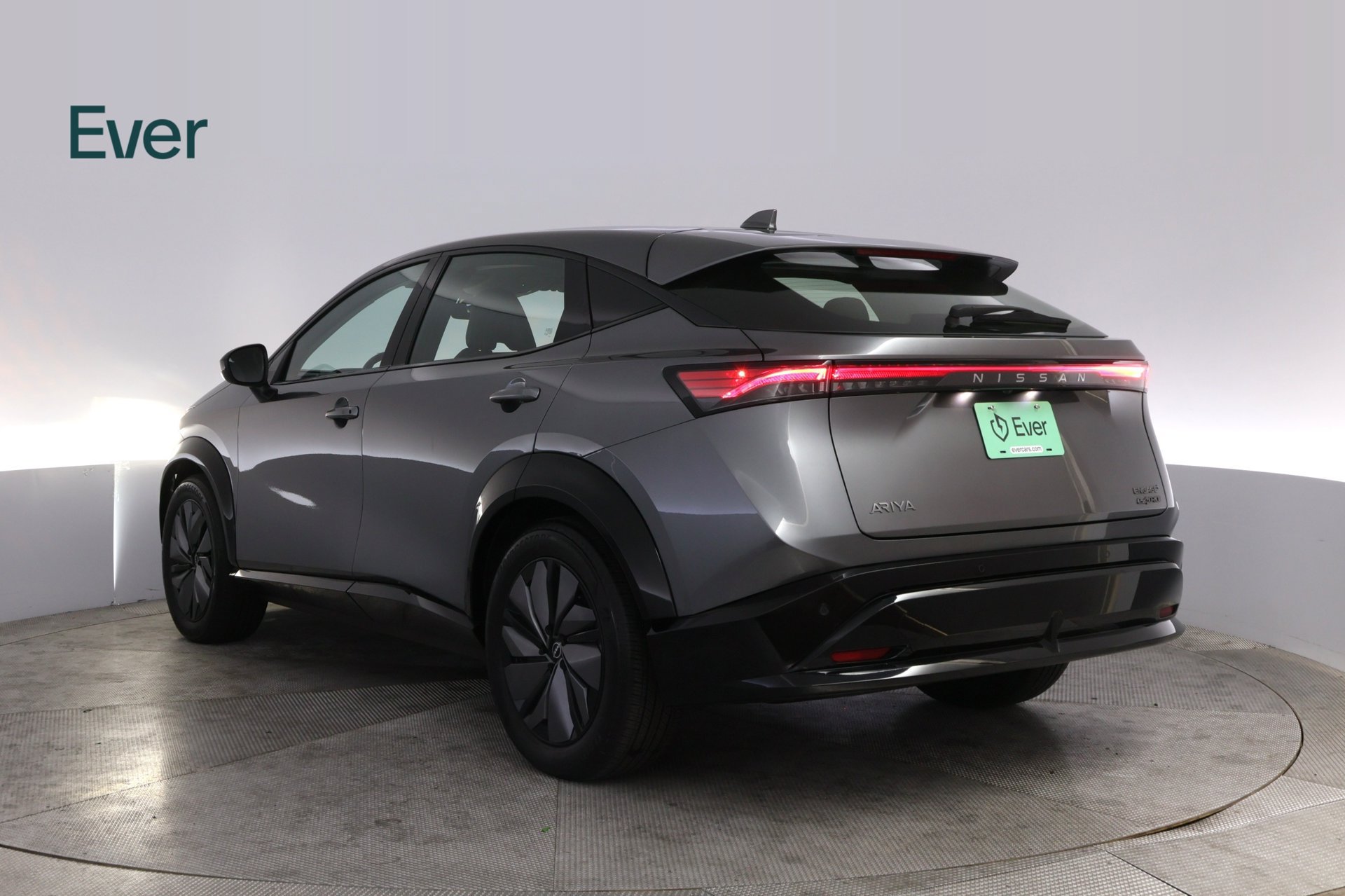 Used 2024 Nissan Ariya AWD image 17