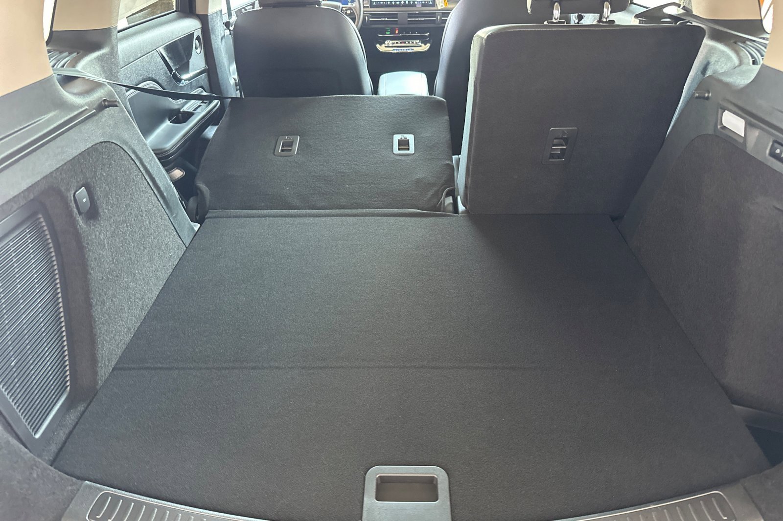 New 2025 Lincoln Corsair Reserve w/ Equipment Group 202A image 14