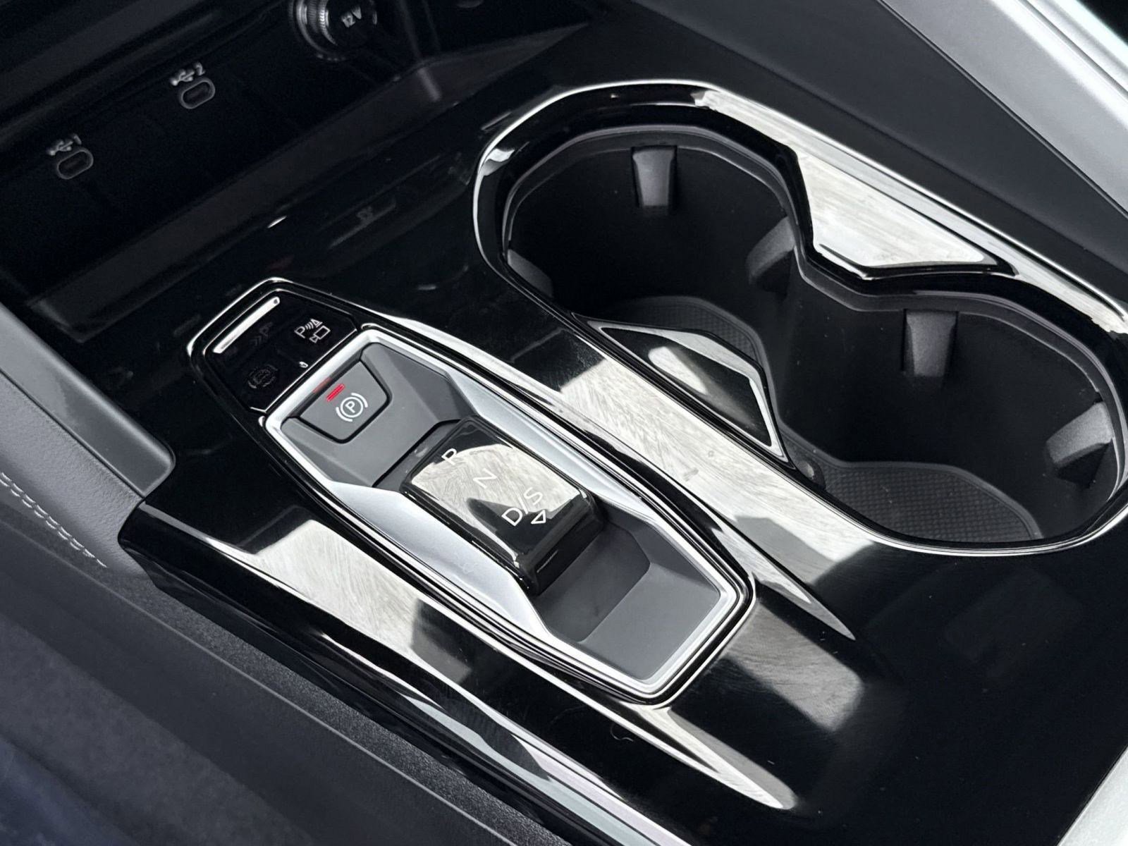 Used 2025 Audi Q5 Premium Plus image 28