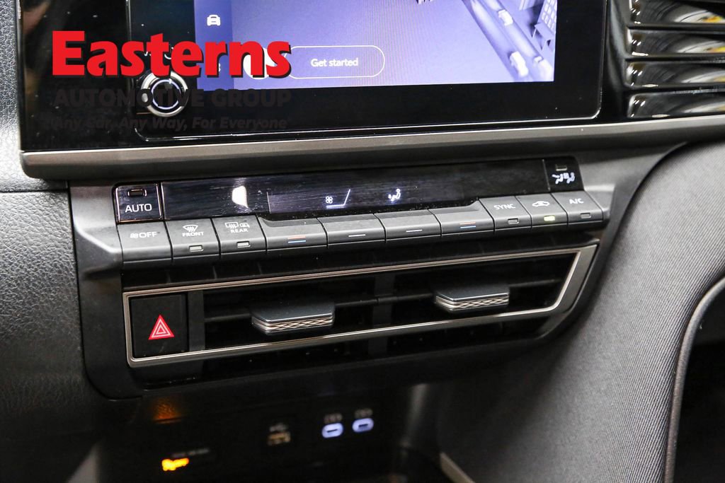 Used 2025 Toyota Camry LE image 20