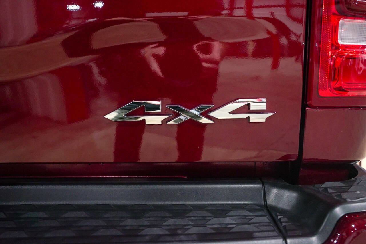 Used 2024 RAM 3500 Limited image 26