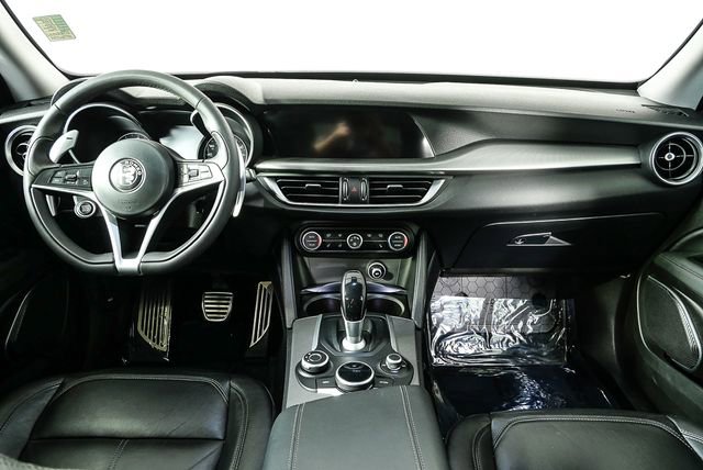Used 2018 Alfa Romeo Stelvio Sport w/ Quick Order Package 22J Sport image 18