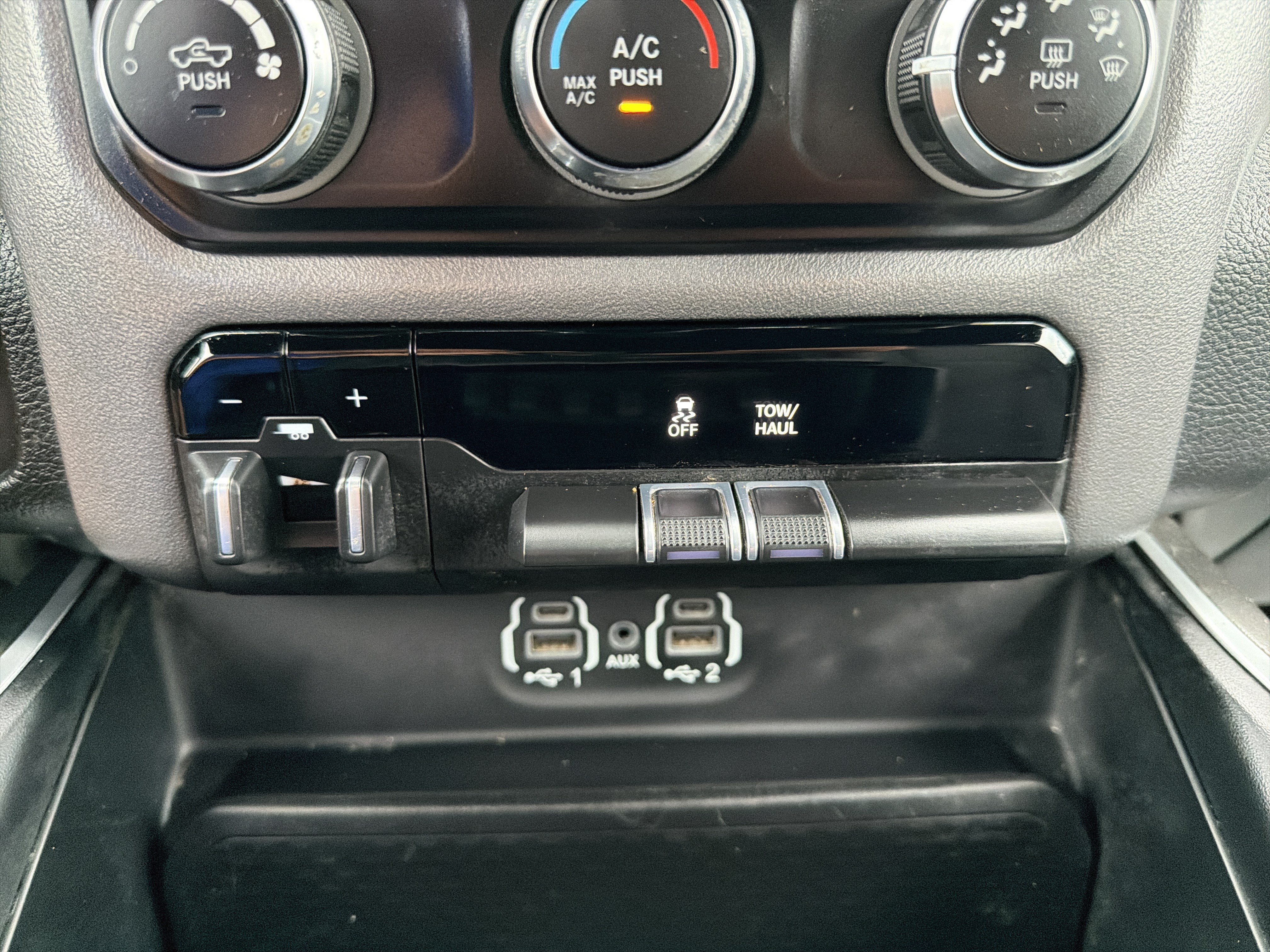 Used 2021 RAM 1500 Big Horn AWD/4WD image 29