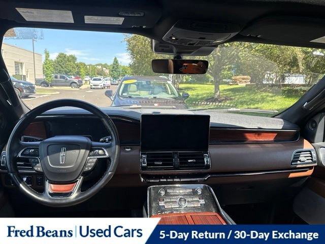 Used 2023 Lincoln Navigator L Reserve AWD/4WD image 17