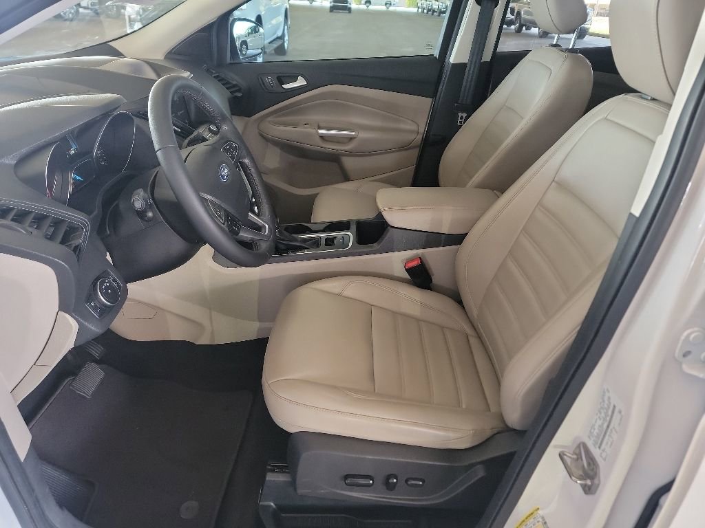 Used 2019 Ford Escape SEL AWD/4WD image 2