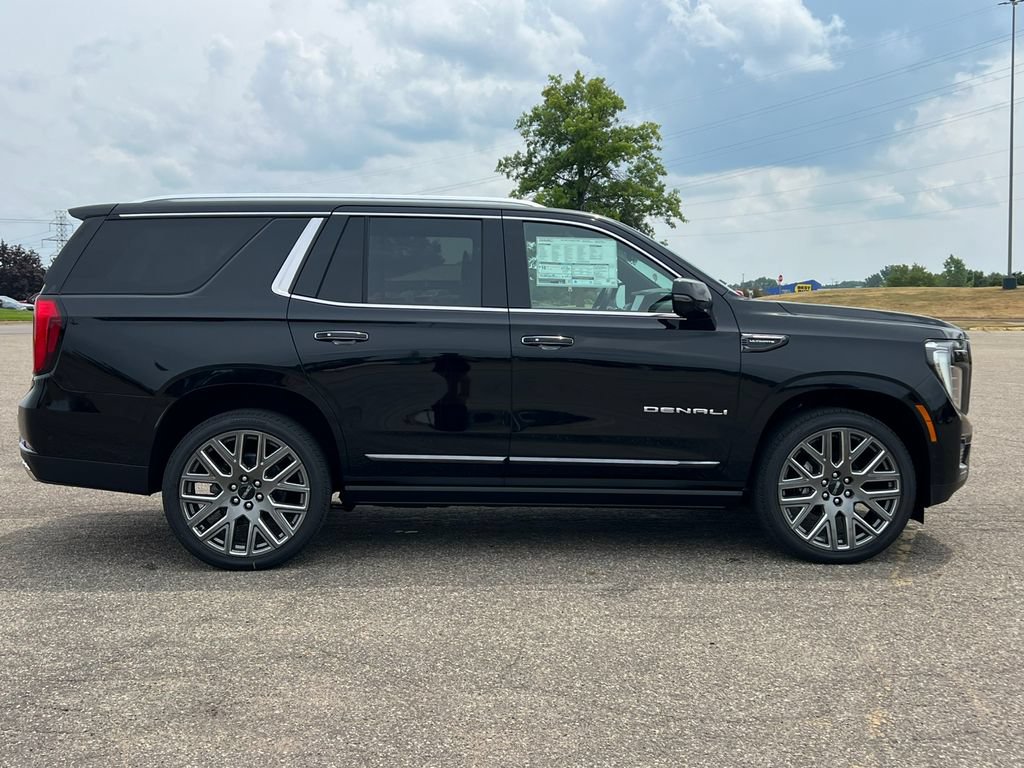 New 2026 GMC Yukon Denali Ultimate w/ LPO, Floor Liner Package AWD/4WD image 58