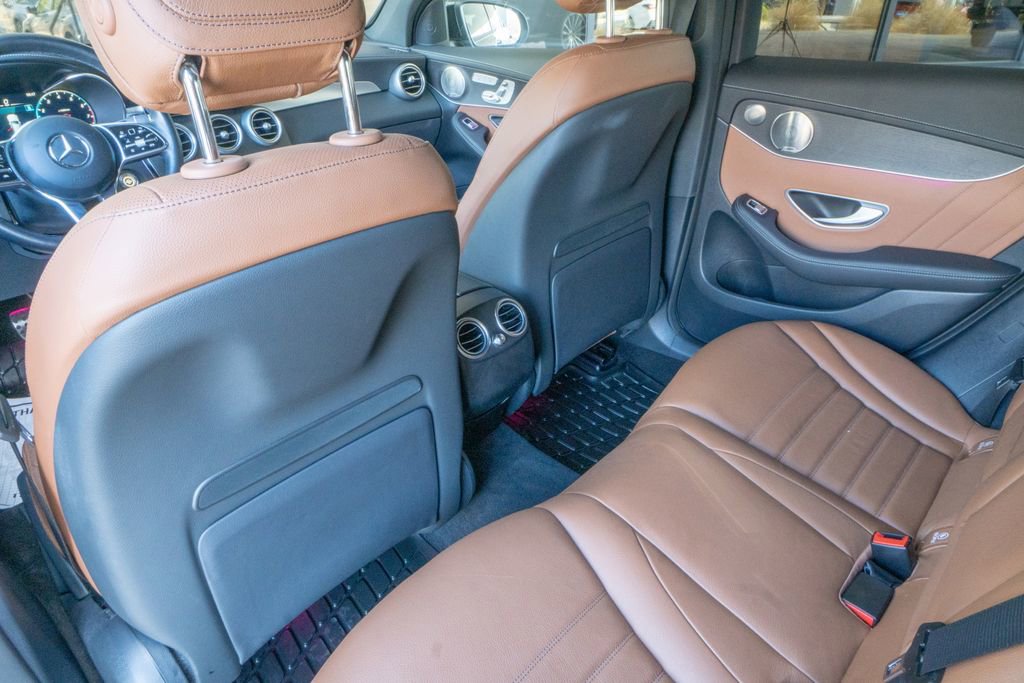 Used 2023 Mercedes-Benz GLC 300 4MATIC Coupe image 18
