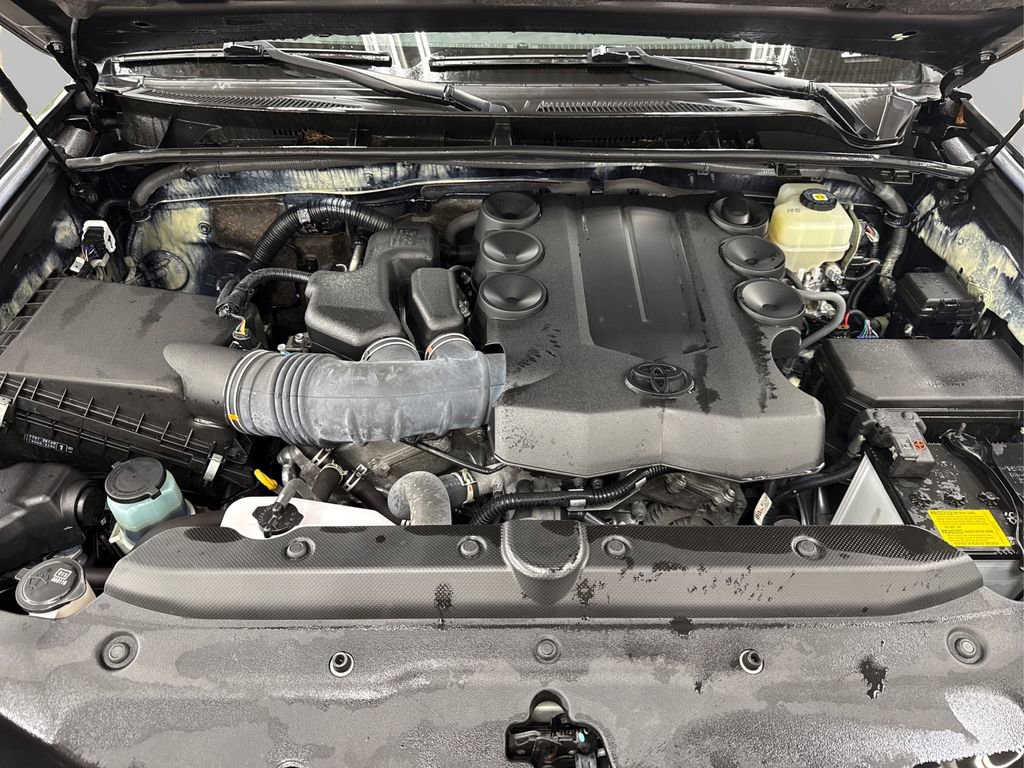 Used 2021 Toyota 4Runner Limited image 13