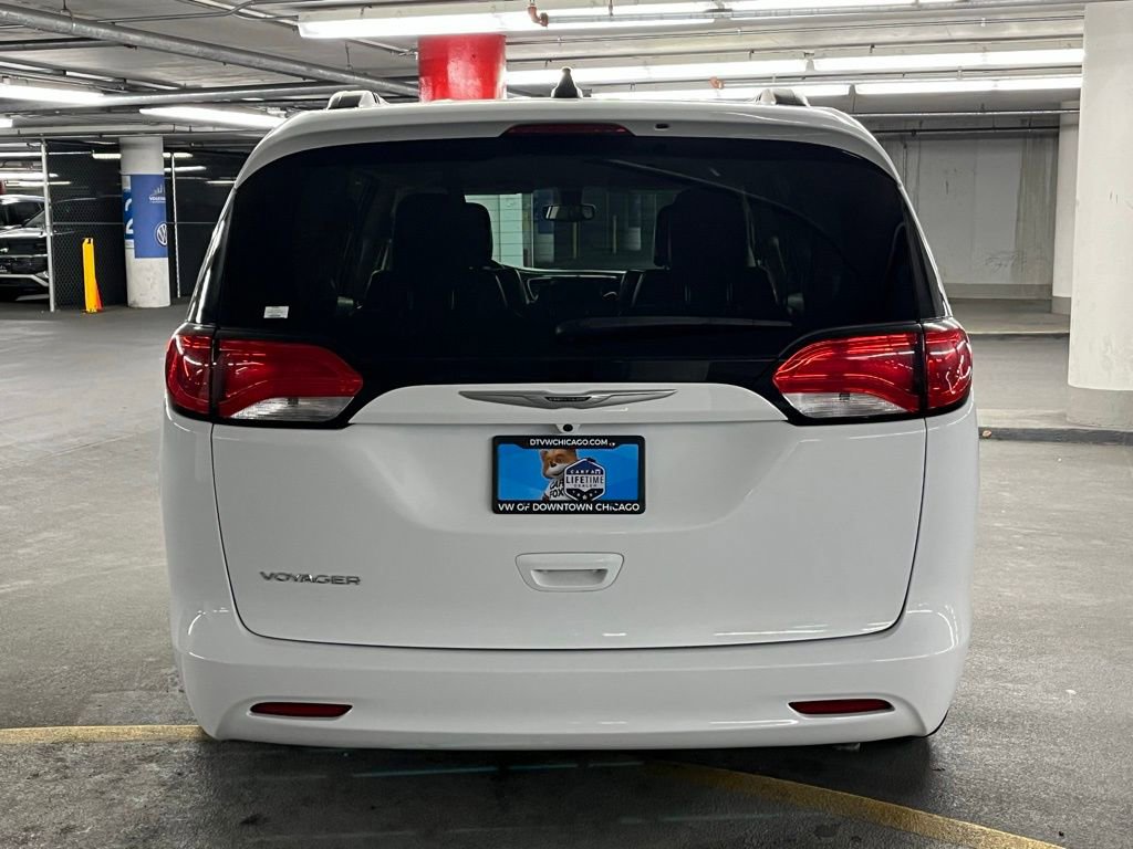 Used 2021 Chrysler Voyager Lxi image 29