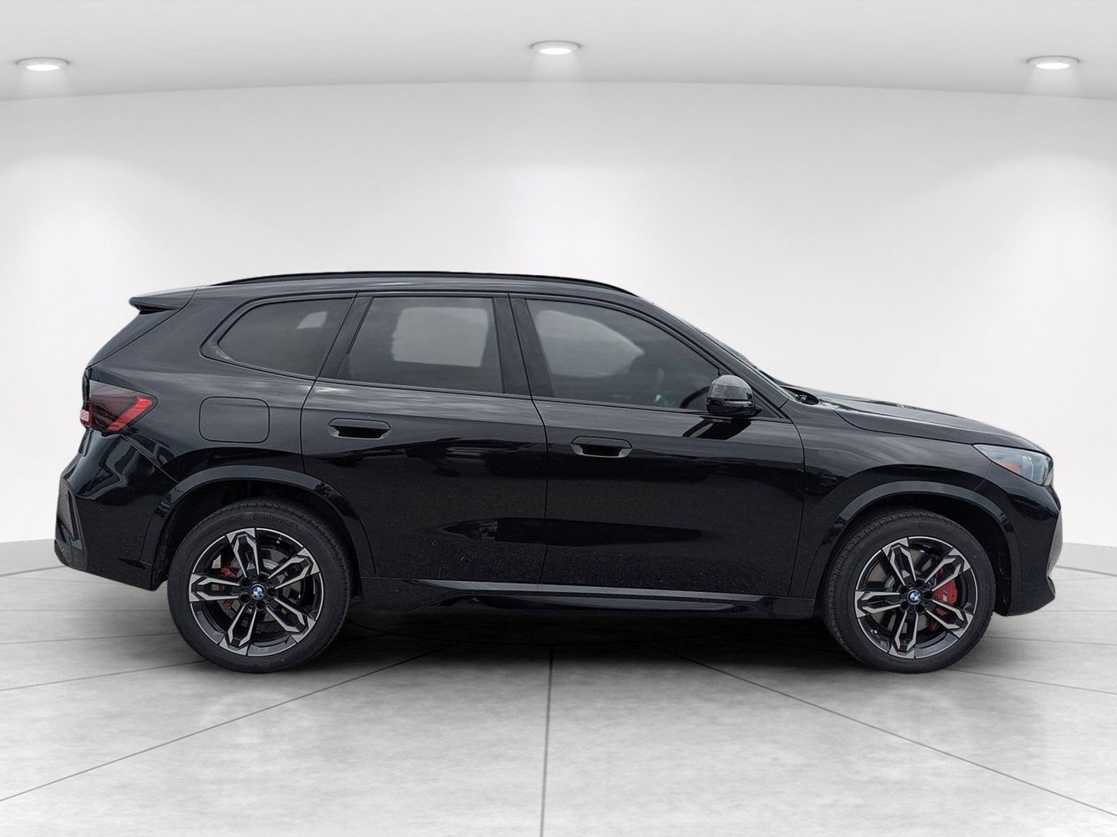 New 2026 BMW X1 xDrive28i w/ Technology Package AWD/4WD image 8