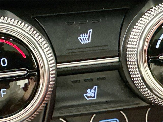 Used 2023 Genesis G70 2.0T w/ Sport Prestige Package image 19