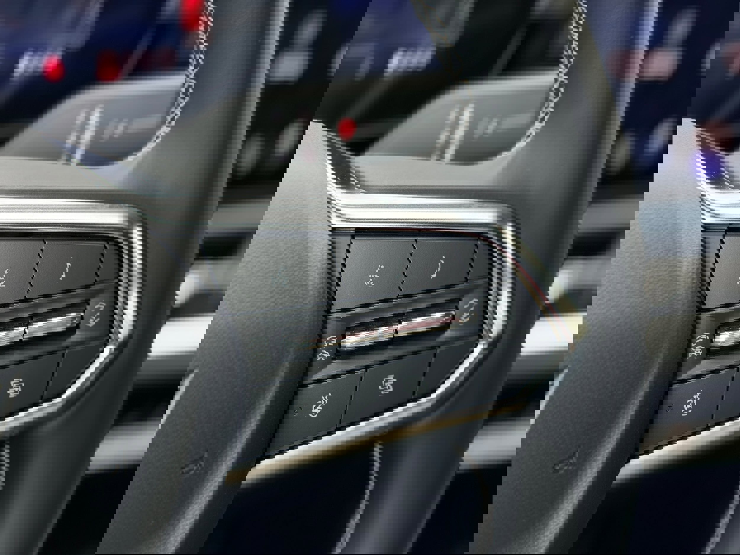 New 2026 Chevrolet Equinox EV LT image 12