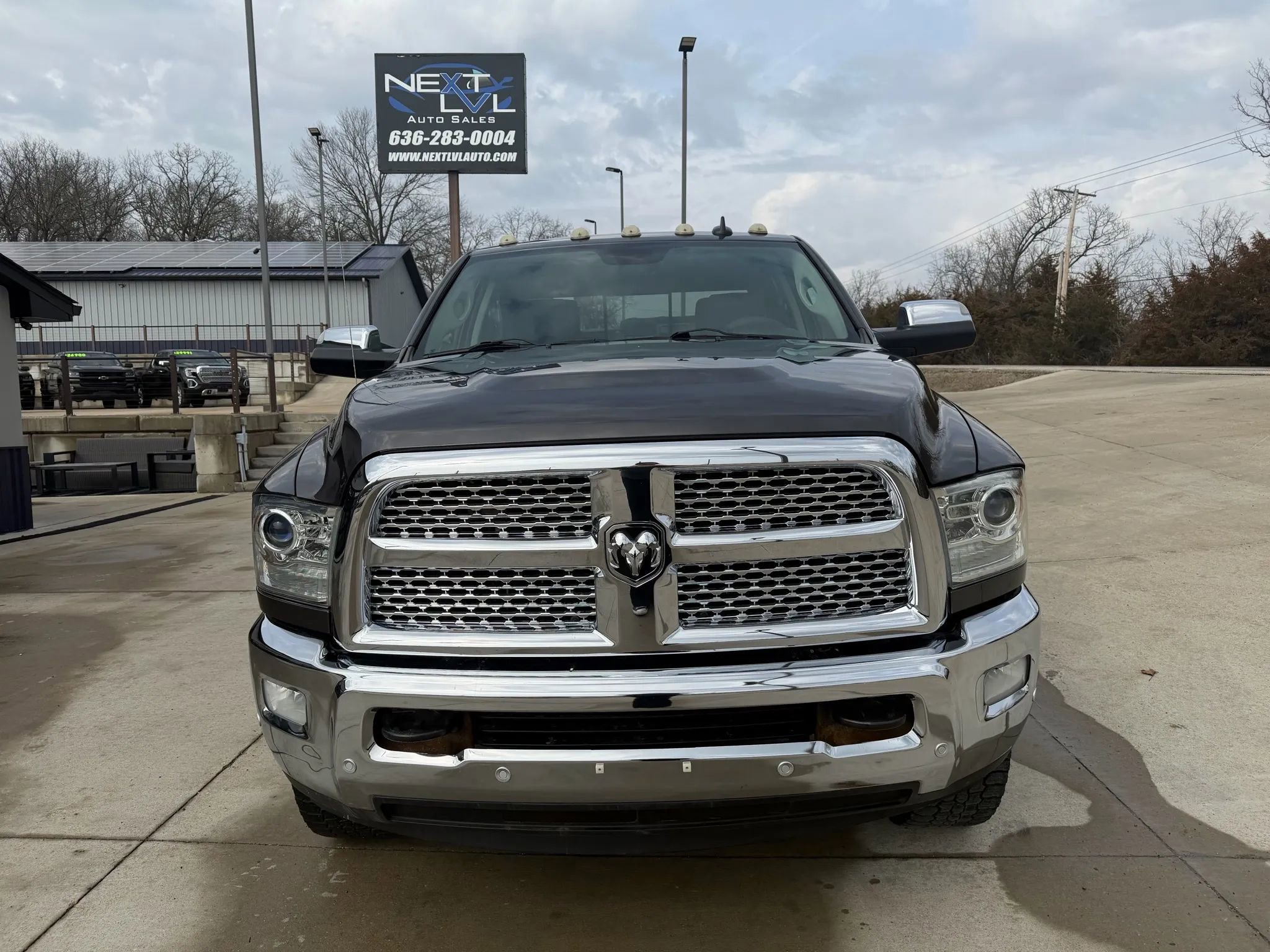 Used 2016 RAM 2500 Laramie w/ Convenience Group image 4