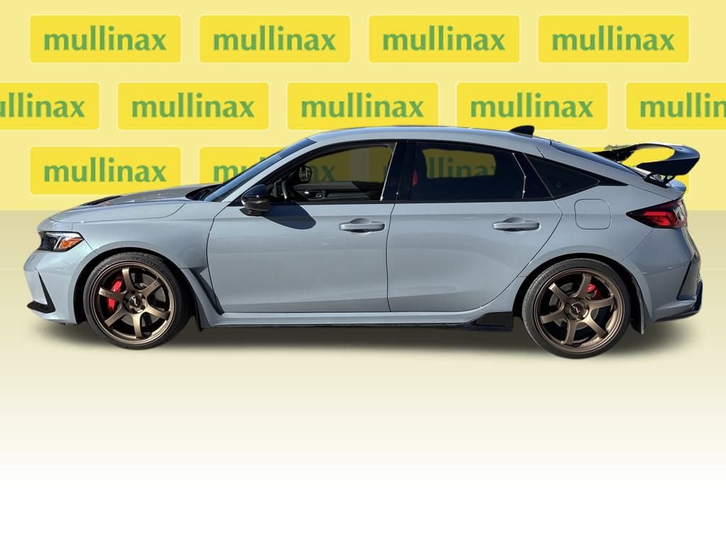 Used 2025 Honda Civic Type R image 9