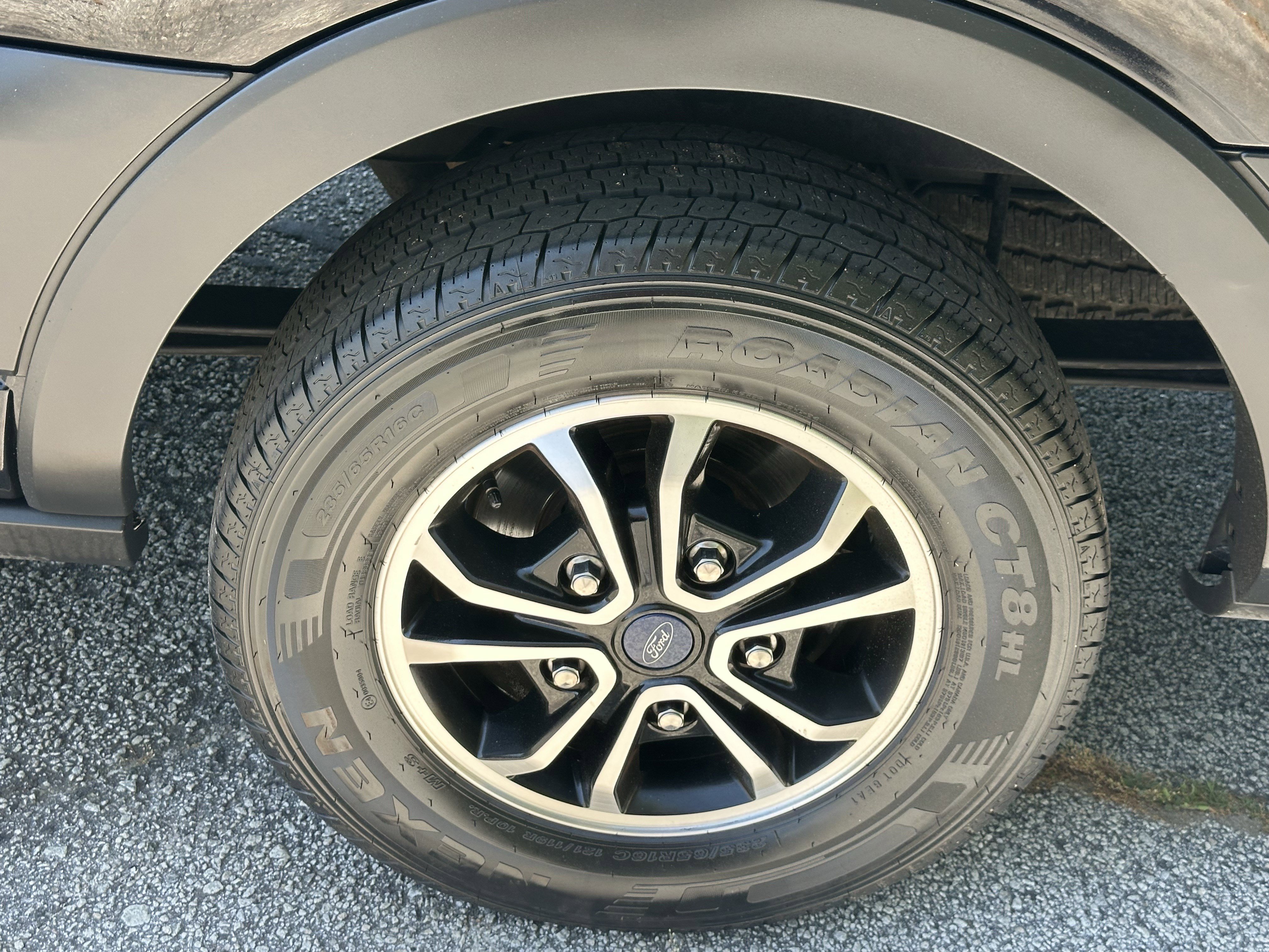 Used 2023 Ford Transit 350 XLT RWD image 22