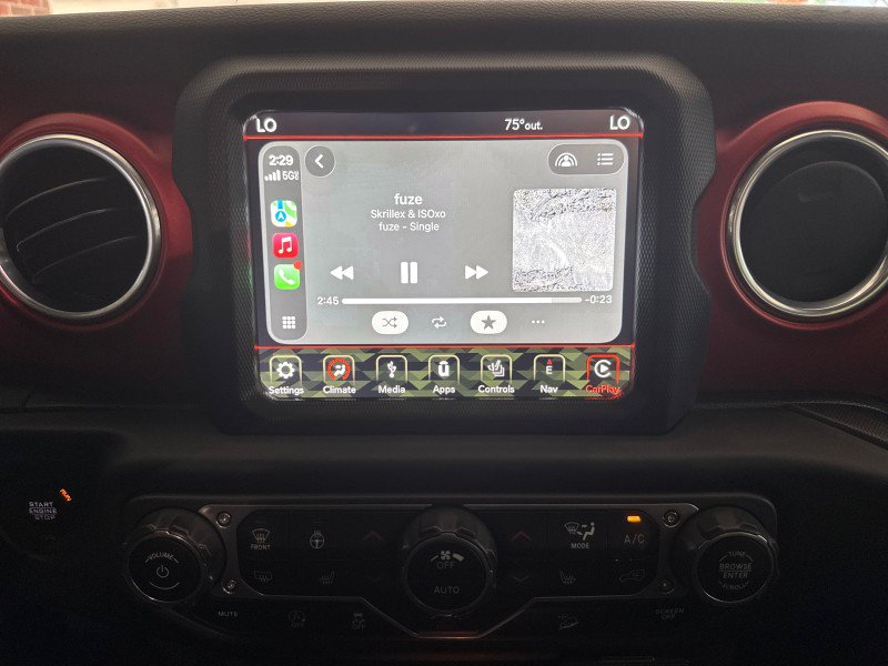 Used 2018 Jeep Wrangler Unlimited Rubicon AWD/4WD image 26