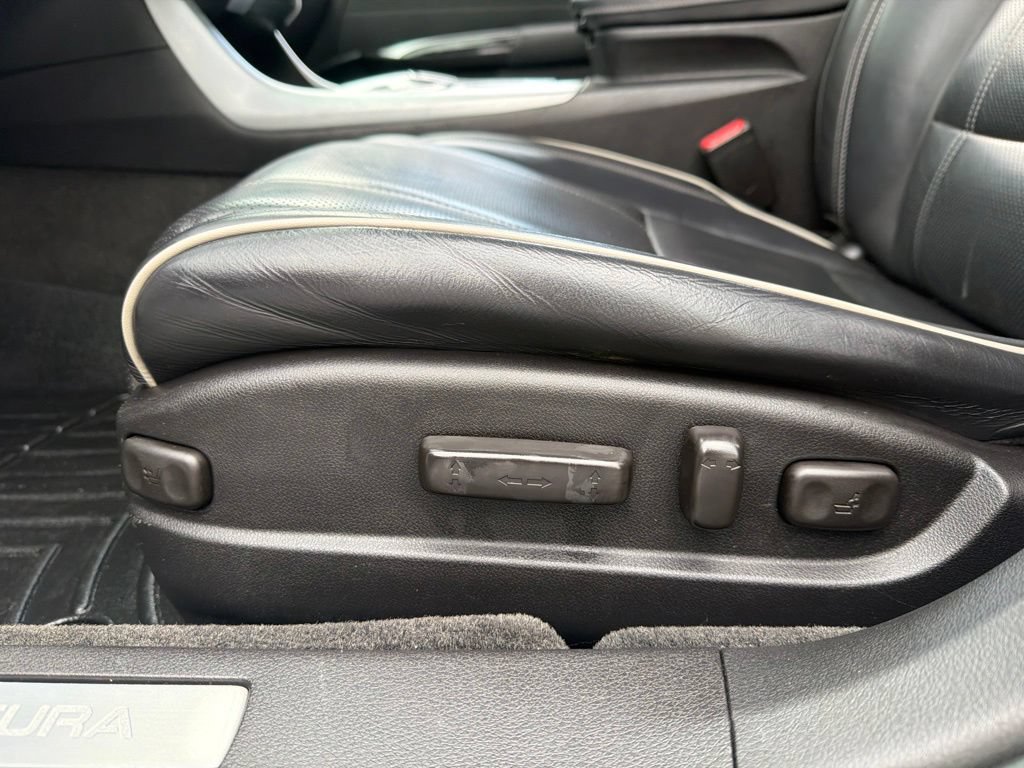 Used 2018 Acura TLX w/ Technology Package FWD image 14