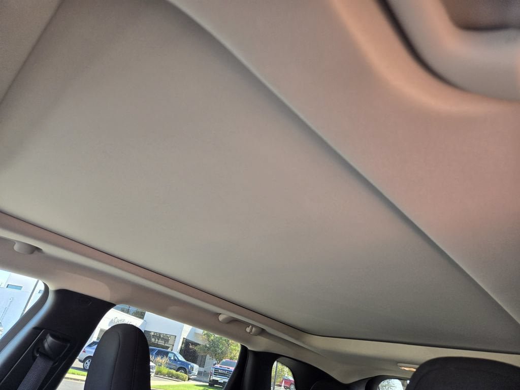 Used 2014 Jeep Cherokee Latitude w/ Comfort/Convenience Group AWD/4WD image 16