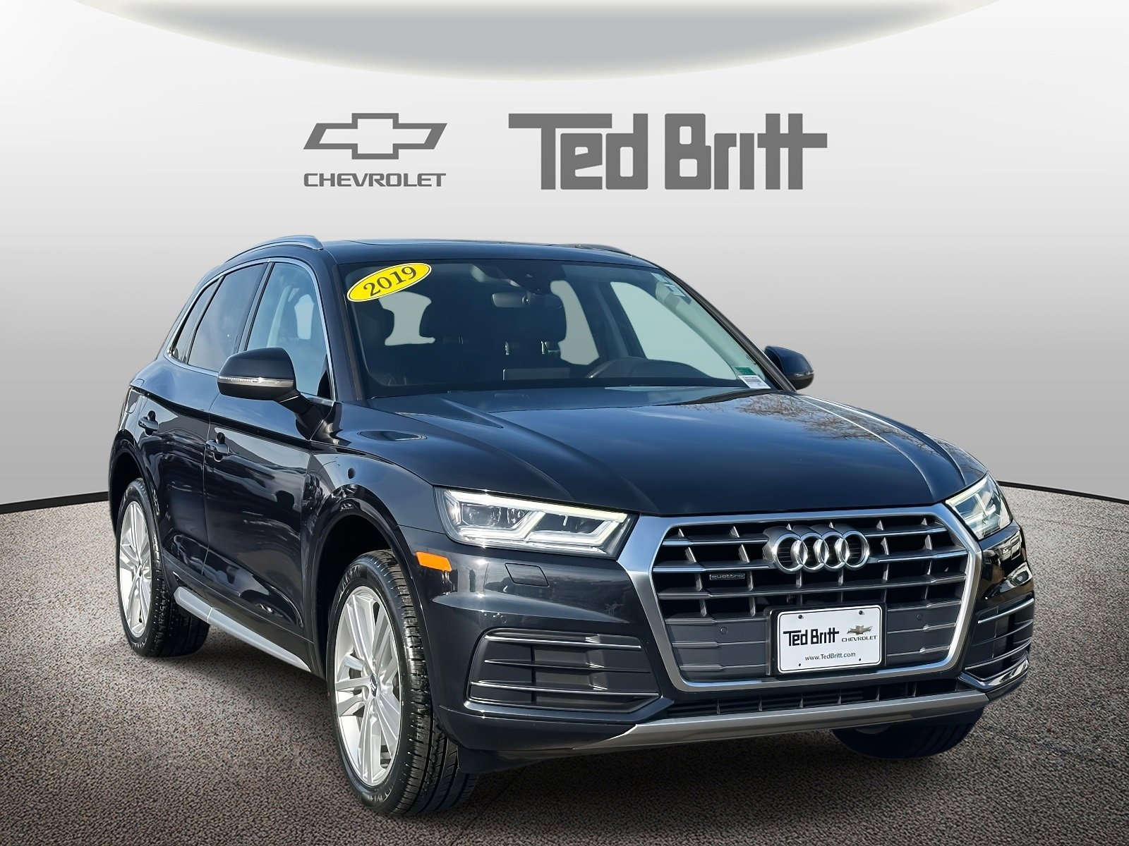 Used 2019 Audi Q5 2.0T Premium Plus image 3